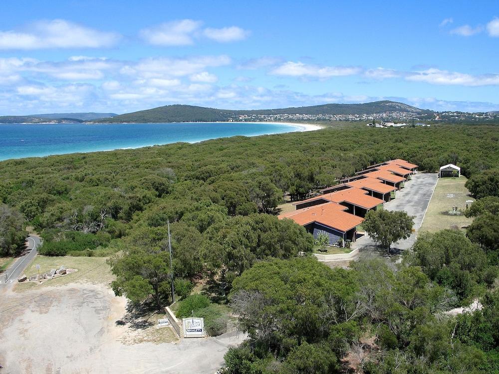 Emu Beach Chalets Albany Exterior photo